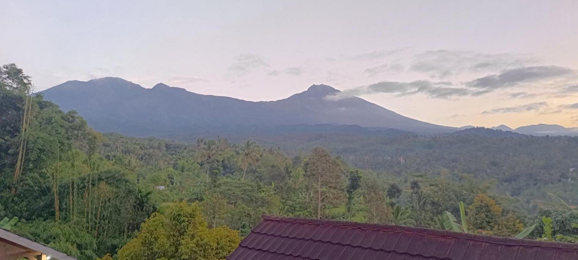 Tetebatu Terrace Homestay Exterior photo